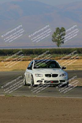 media/Sep-17-2023-Speed Ventures (Sun) [[7e780ba612]]/Red/Session 1 (Grapevine)/